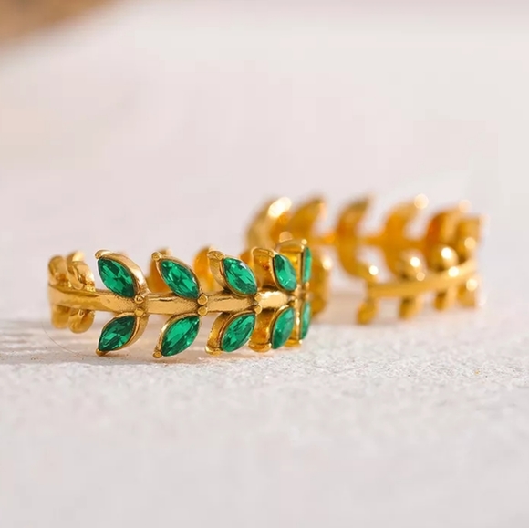 Jewelry - Delicate Diamonds Leaf Adjustable Ring
